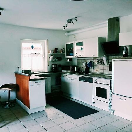 76 Qm Whg Im Eg Haus-Wohlfuehloase Vor Der Haustuer Leilighet Gladenbach Eksteriør bilde